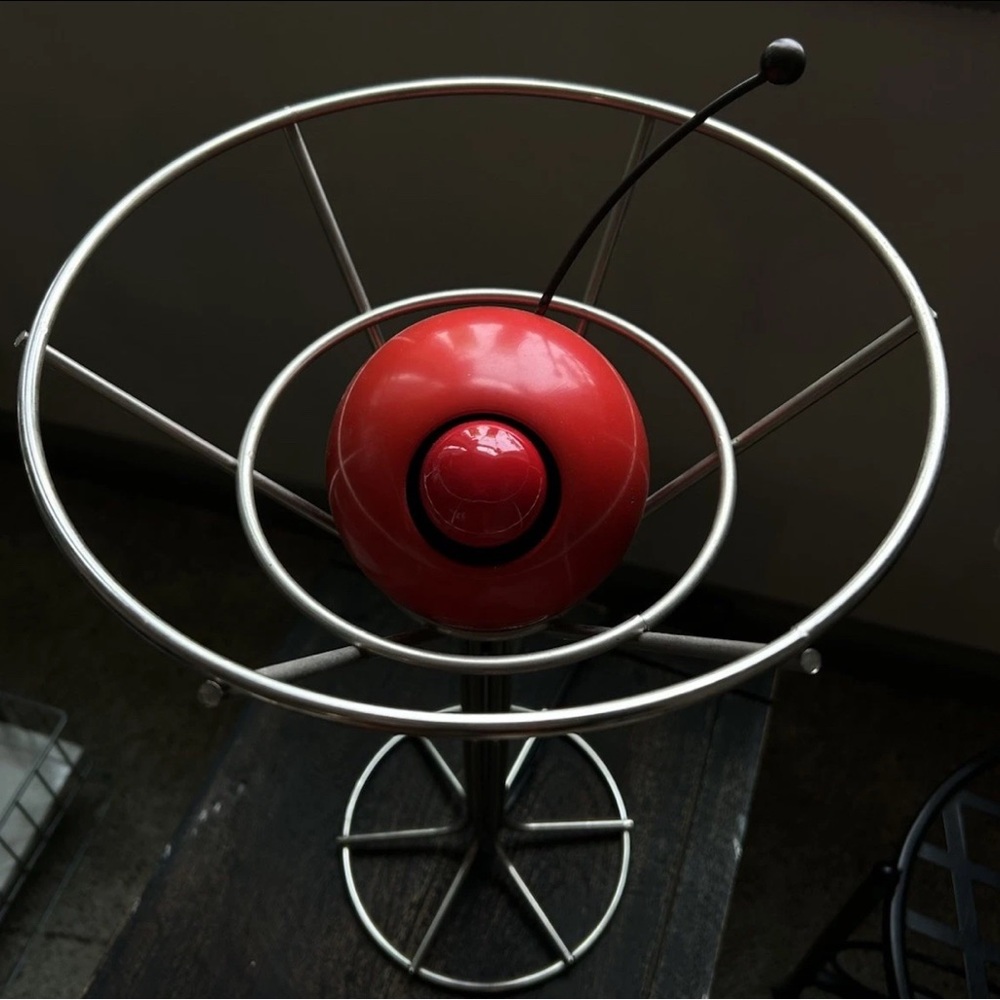 VINTAGE David Krys Cherry Manhattan/Martini Lamp - Great Condition/works